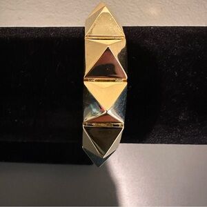Noir NYC Jewelry Gold Pyramid Stud Womens Bracelet Size 6.5